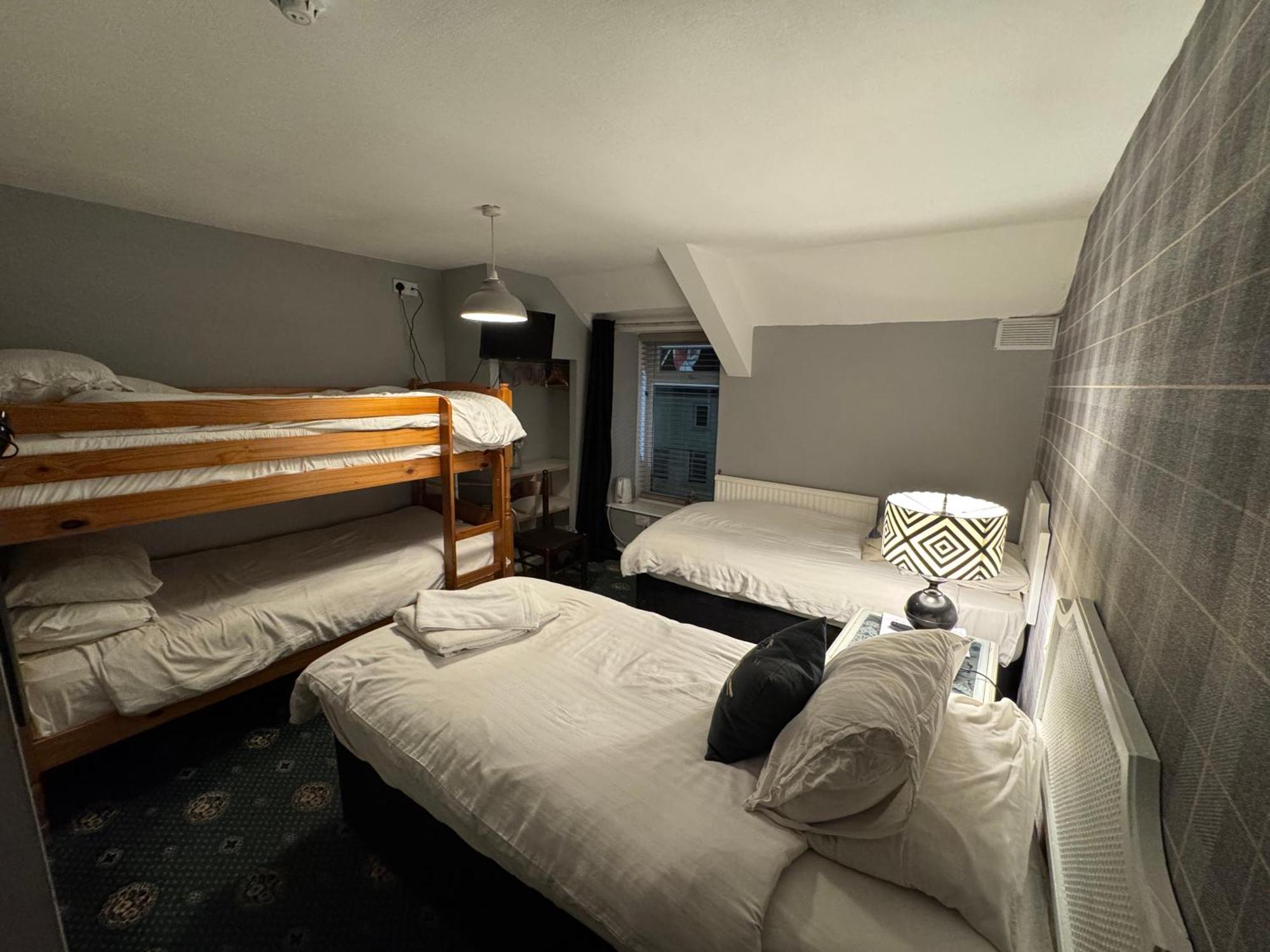 Holland Hotel Llanfachraeth المظهر الخارجي الصورة